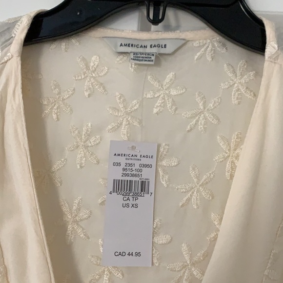 American Eagle Tie Front Top - Picture 4 of 4